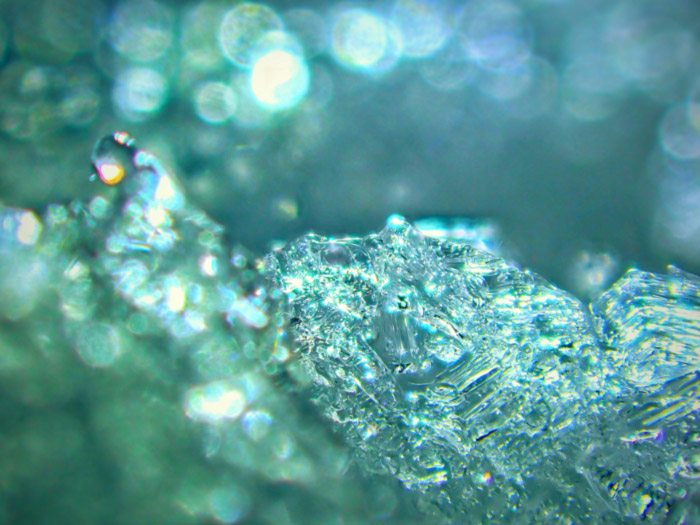 Crystallization of high-salinity effluents in zero liquid discharge systems for industrial wastewater treatment